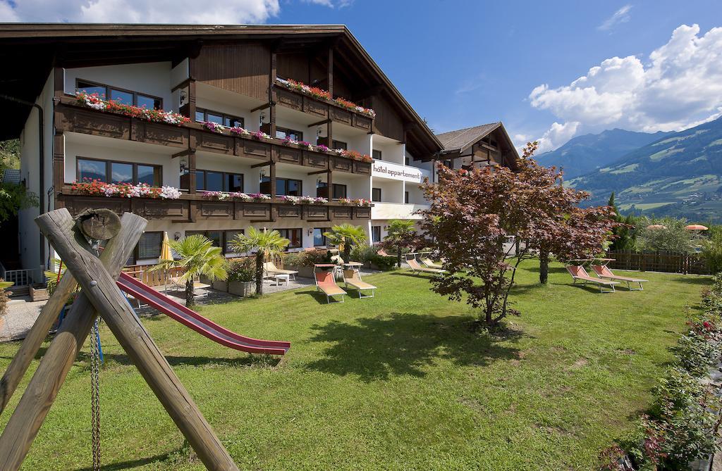 Hotel Appartement Inge Tirolo Ngoại thất bức ảnh