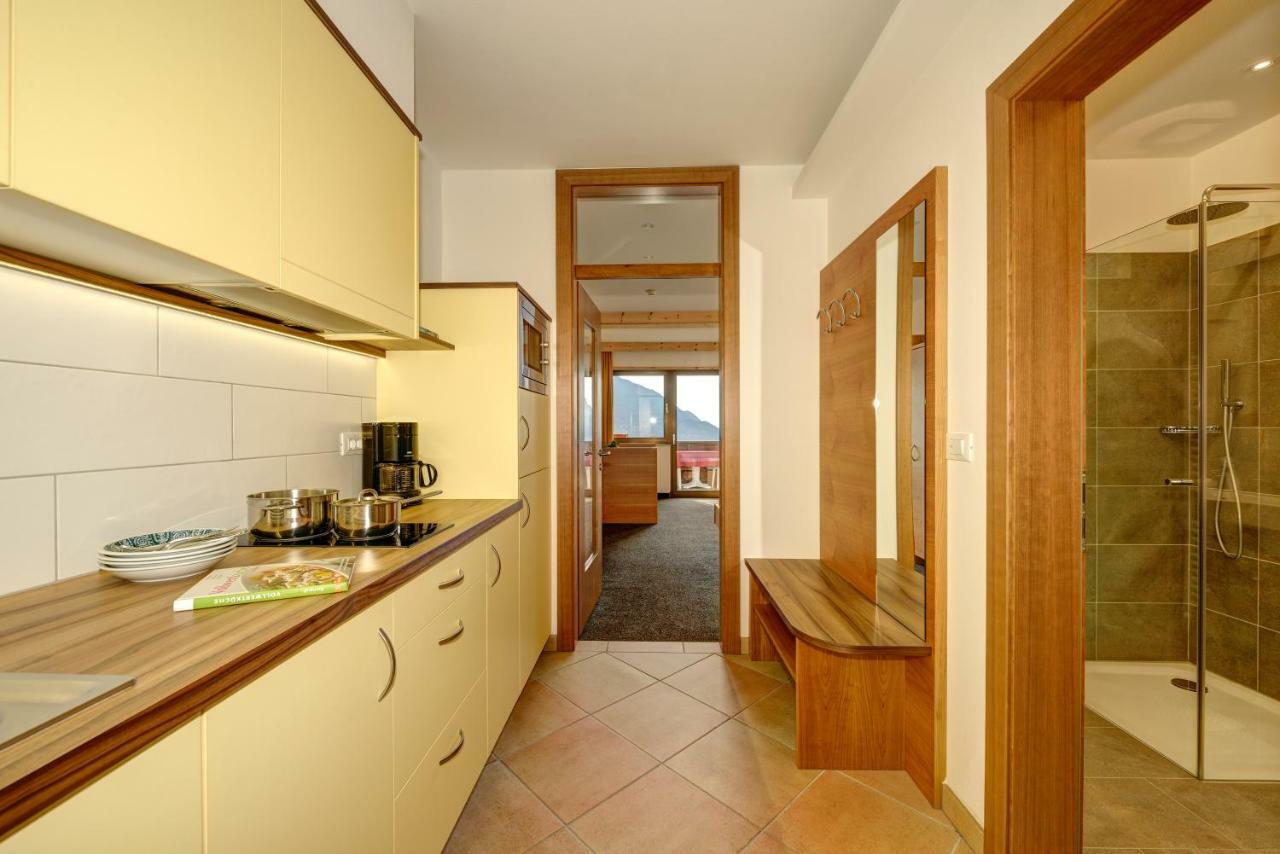 Hotel Appartement Inge Tirolo Ngoại thất bức ảnh