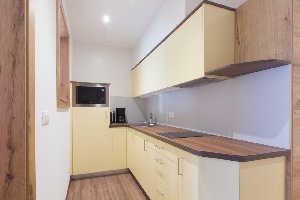 Hotel Appartement Inge Tirolo Ngoại thất bức ảnh